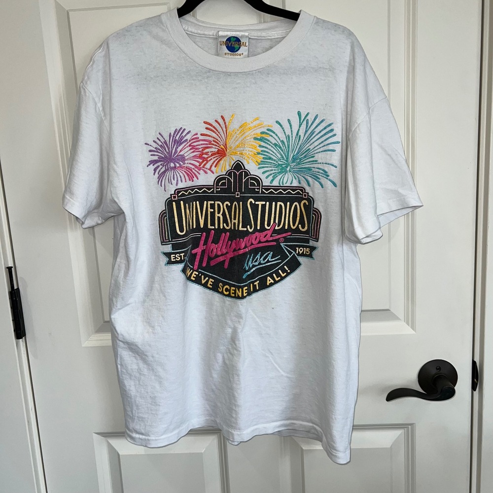 Vintage 90s Universal Studios T-Shirt Single Stitch Fireworks‎ Size Large